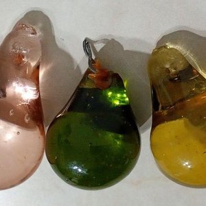 Lote anterior: Tres Colgantes Decorativos de Vidrio Soplado en Forma de Pera