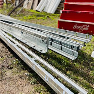 Lote de 8 Perfiles Galvanizados para Construcción - imagen 2