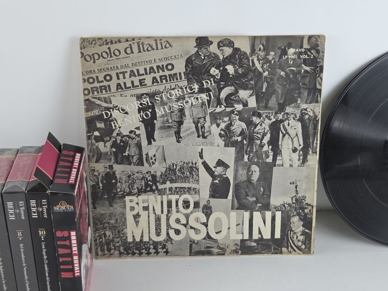 Colección de Vinilos y VHS Históricos - imagen 3