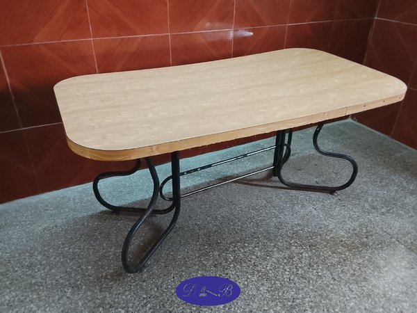 Mesa de Caño Estilo Industrial