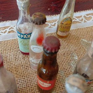 Lote de 19 Mini Botellitas Antiguas de Colección - imagen 3