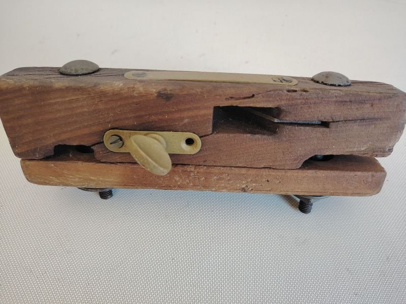 Item 841638 - Image 1