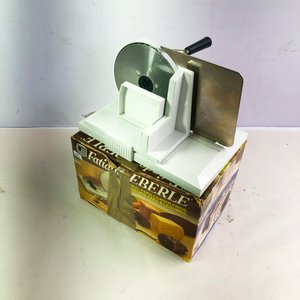 Lote anterior: Cortadora de Fiambre Eléctrica Eberle Blanca
