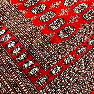 Alfombra Boukara Roja con Dibujos Geométricos - 298 x 225 cm - imagen 2