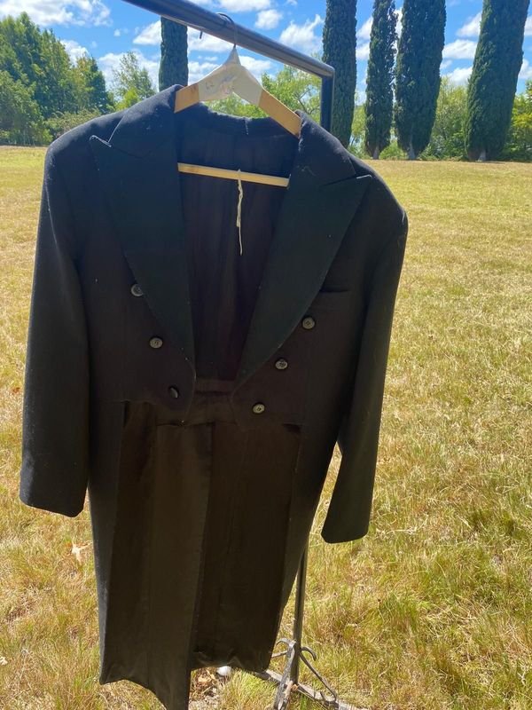 Item 892698 - Image 0