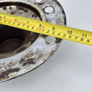 Taza de Rueda Cromada con Emblema - imagen 5