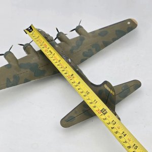 Maqueta Boeing B-17F Flying Fortress "Memphis Belle" - imagen 10