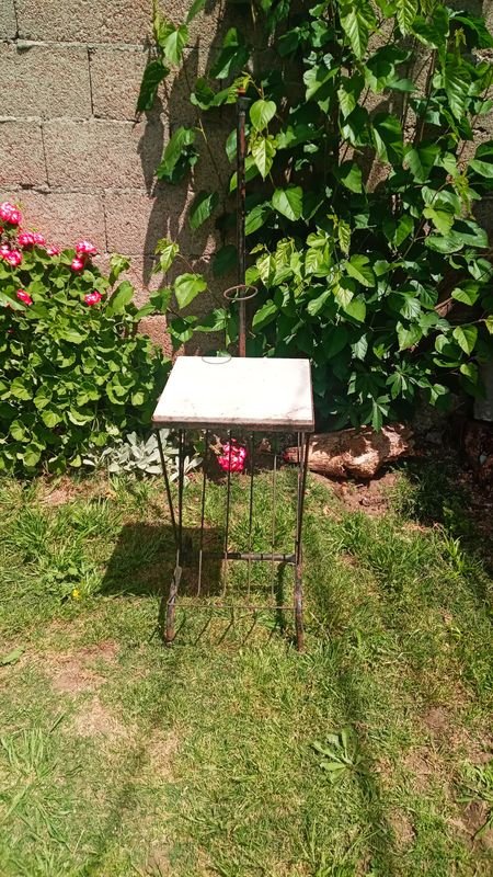 Lote anterior: Mesa de exterior de hierro y marmol
