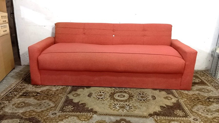 Sofá moderno de tres cuerpos con tapicería roja - imagen 2