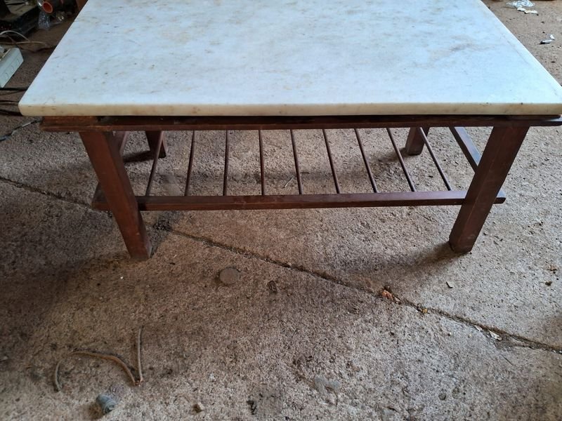 Mesa ratona en madera y marmol con banco en madera - imagen 5