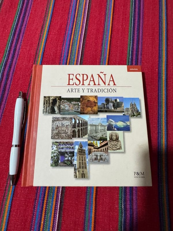 Libro de Arte y Tradición Española