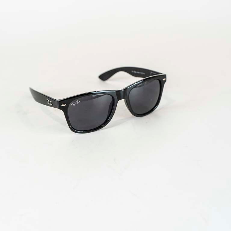 Lote siguiente: Lentes de sol para hombre