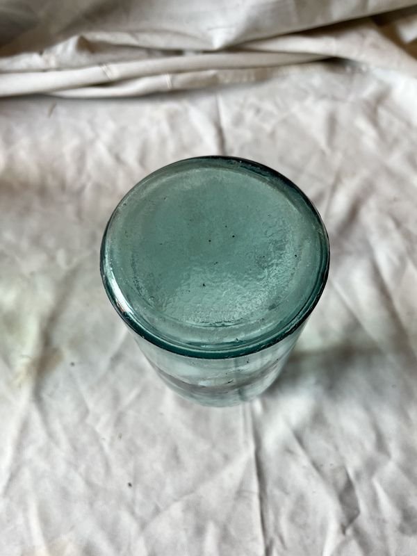 Botella de vidrio de 1L Conaprole en perfecto estado - imagen 3