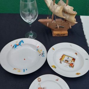 Juego de 3 Platos Ingleses Johnson Bros y Olmos con Dibujos Infantiles - imagen 3