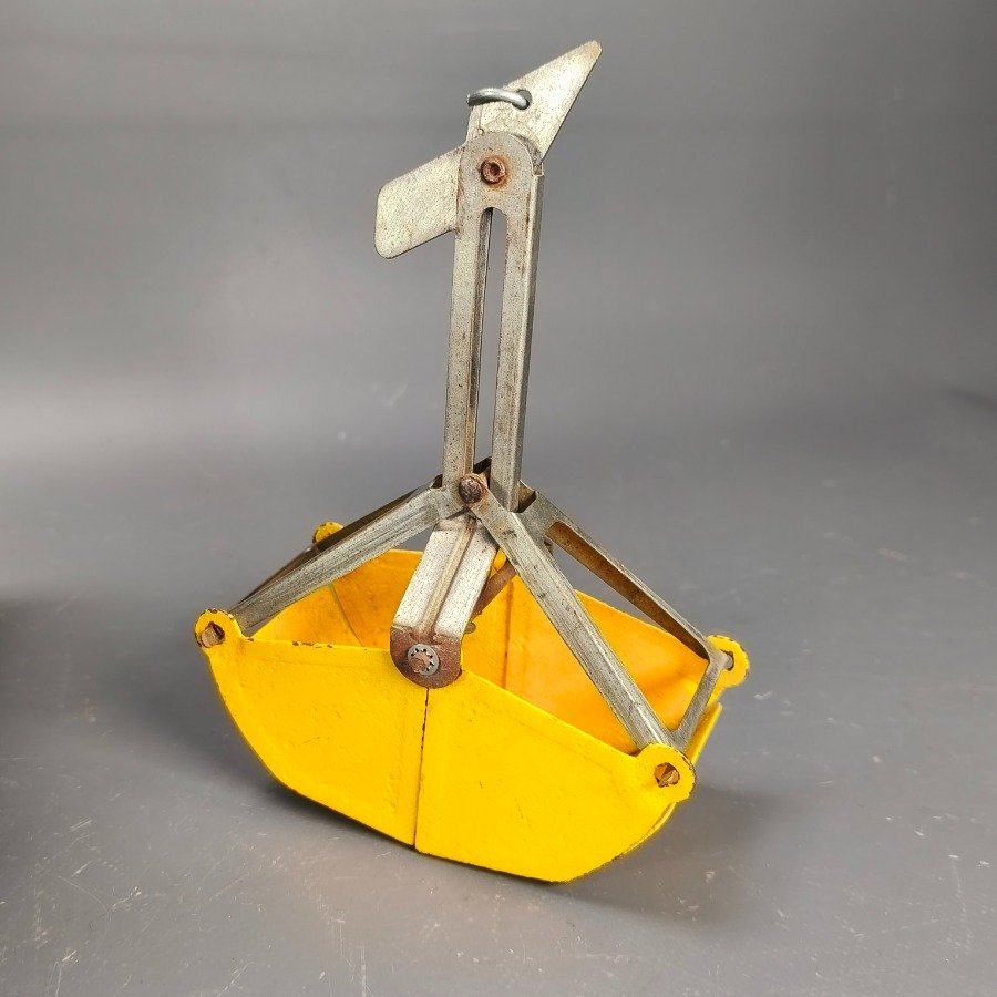 Item 17718 - Image 3