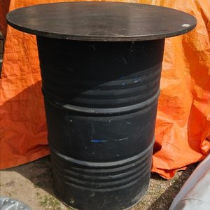 Lote siguiente: Mesa exterior