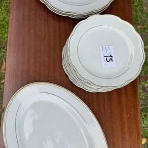 Lote anterior: 1 juego de vajilla en loza oriental de 13 piezas (fuente 2 platos llanos y 10 platillos)