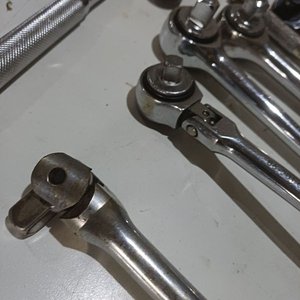Lote de 30 Llaves de Cricket con Detalles de Uso - imagen 6