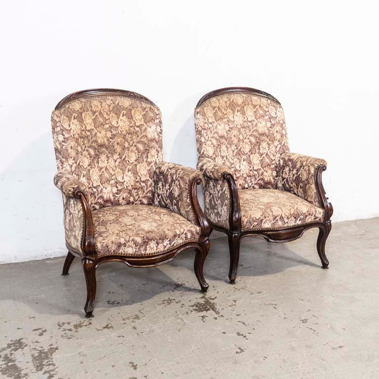 Lote anterior: Sillones franceses tapizados en gobelino con detalles ornamentales