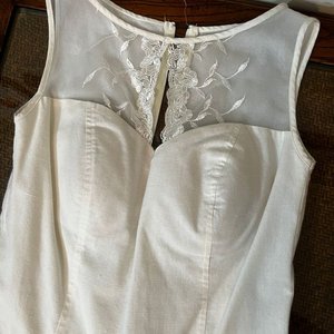 Mono Blanco Talle S con Bordado y Transparencias - imagen 2
