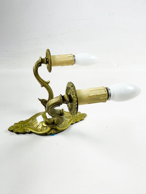 Aplique en bronce con dos luces de diseño ornado - imagen 3