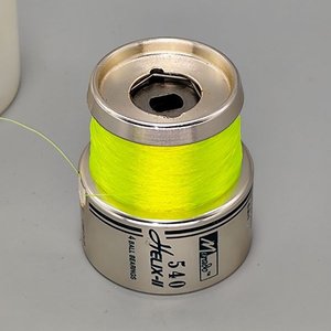 Carrete de pesca Marado Helix-II 540 con nylon y estuche - imagen 5