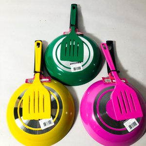 Set de 3 Sartenes Antiadherentes con Espátulas de Plástico - imagen 2