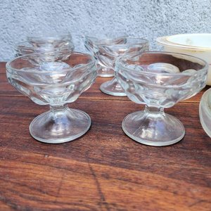 Set de 5 Copas de Vidrio Grueso y Bol de Pirex - imagen 2