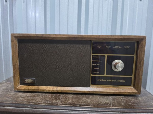 Sistema Amgard Vintage - Caja de Madera con Panel de Control - imagen 1