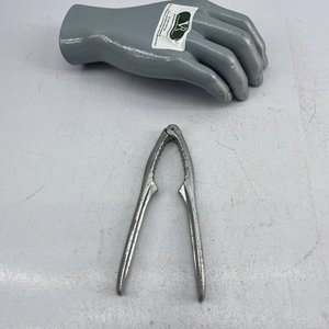 Lote anterior: Rompenueces de Aluminio Plateado