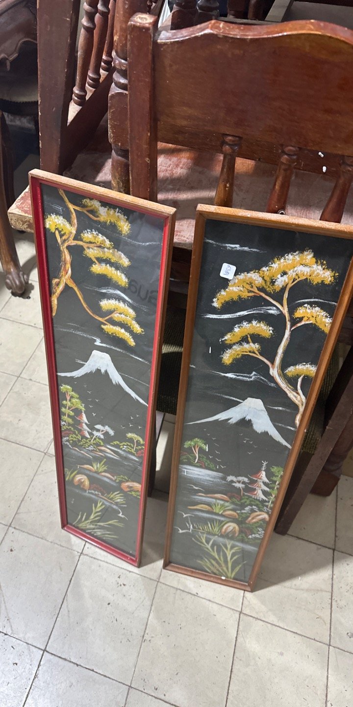 Dos Cuadros Decorativos Estilo Oriental con Montañas y Árboles