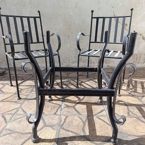 Conjunto de 2 Sillones y Estructura de Mesa de Hierro Forjado - imagen 5