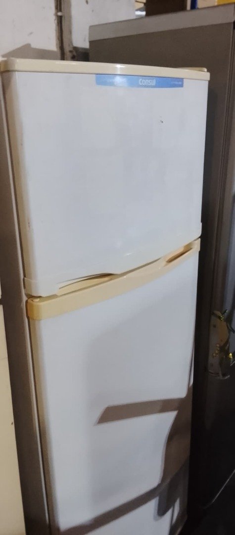 Heladera Consul Blanca con Freezer