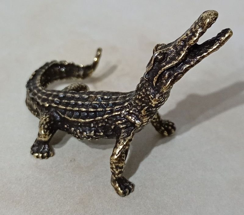Figura en miniatura de Bronce de Cocodrilo - imagen 4