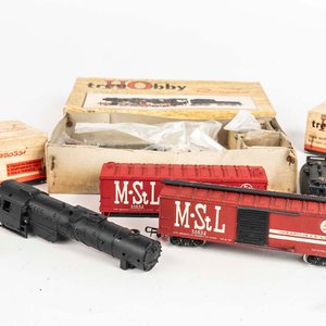 Juego de tren Rivarossi para armar compuesto por: Locomotora y 2 vagones. - imagen 2