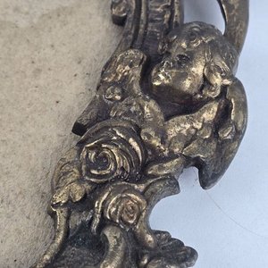 Antiguo Marco de Bronce Estilo Barroco con Querubines - imagen 3