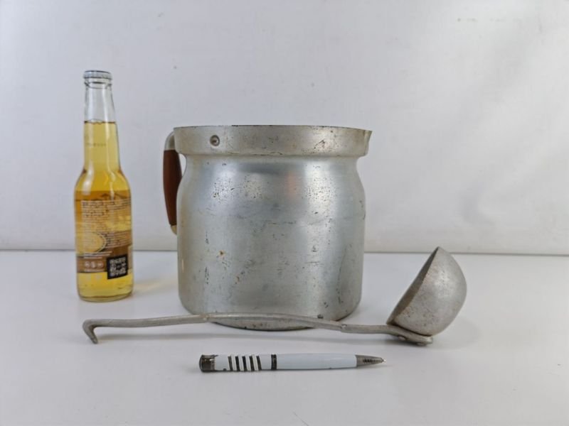 Hervidor Y Cucharon de Metal con Manija y Cuchara - imagen 2