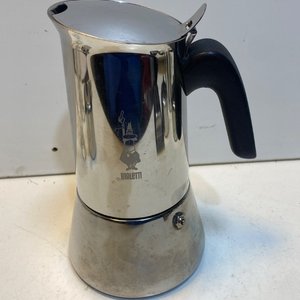 Set de Cafetera Italiana y Accesorios de Acero Inoxidable y Vidrio - imagen 4