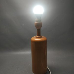 Lote de 2 Lámparas: Una de Madera Estilo Vintage y Otra Regulable para Lectura - imagen 5