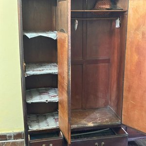 Ropero de Roble con 3 Puertas y Espejos Biselados - imagen 5
