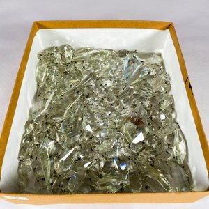 Lote anterior: Variedad de Caireles de Cristal para Lámparas y Decoración