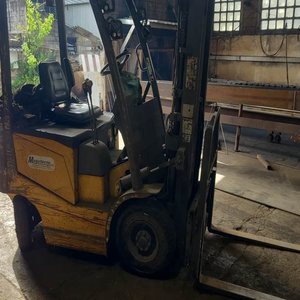 Lote anterior: Autoelevador Eléctrico Industrial