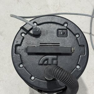 Aspiradora Industrial Tipo Balde UniNet HF-9303 Negra - imagen 4