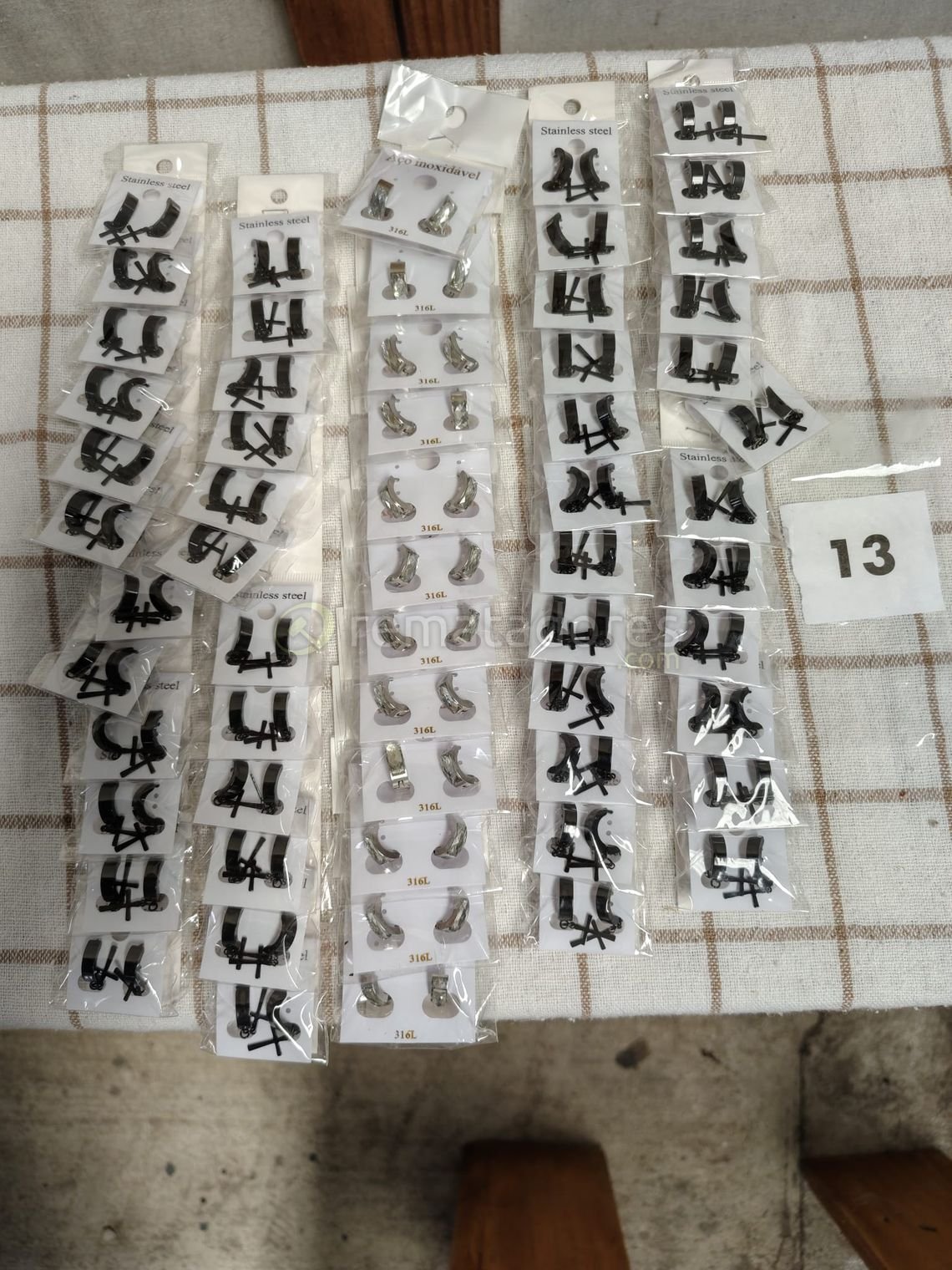 Lote de 13 Paquetes de Aros y Clips para Orejas de Acero Inoxidable