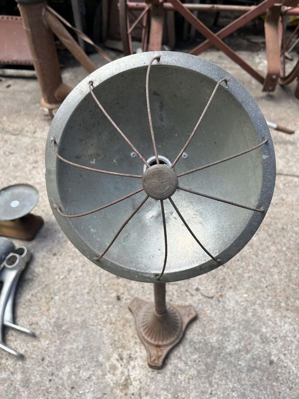 Item 884058 - Image 1