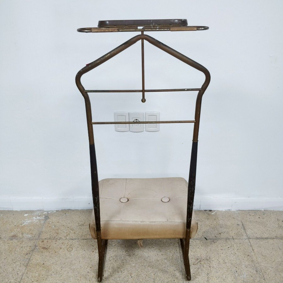 Antiguo despojador de diseño en metal con asiento tapizado - imagen 6