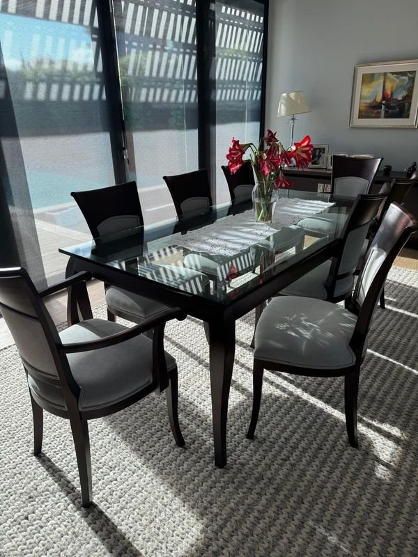 Juego de Comedor Completo con Muebles y Accesorios - imagen 1