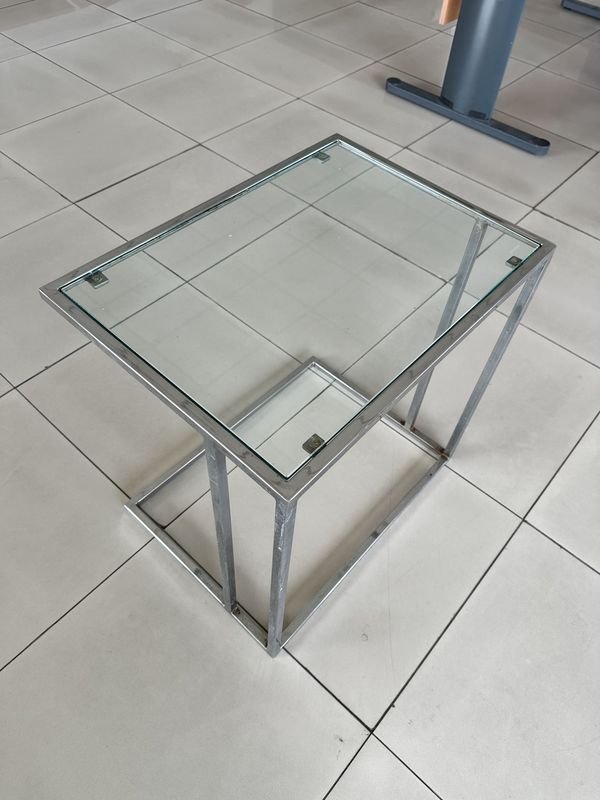 MESA DE CENTRO DE VIDRIO - Vidrio y Metal - imagen 2