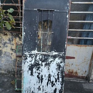 Lote siguiente: Puerta de Chapa Gruesa para Entrada Principal con Marco
