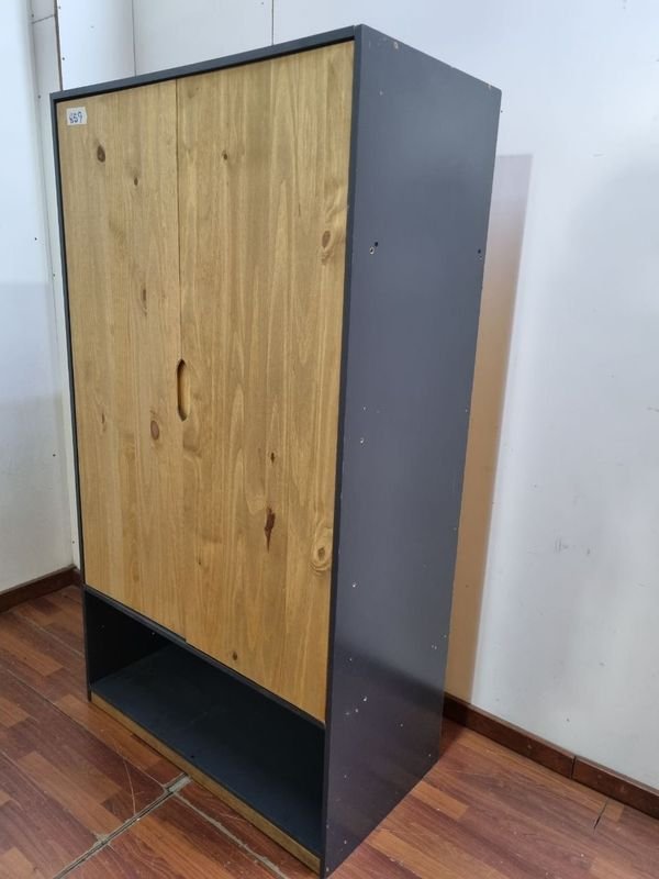 Placard de 2 Puertas con Espacio para Perchas - imagen 4
